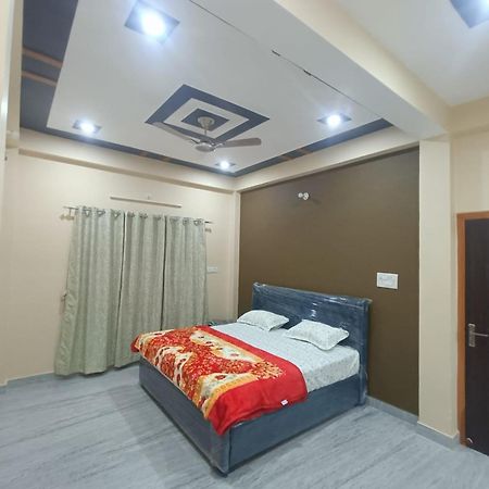 Sarvodaya Residency Hotel Ayodhya Luaran gambar